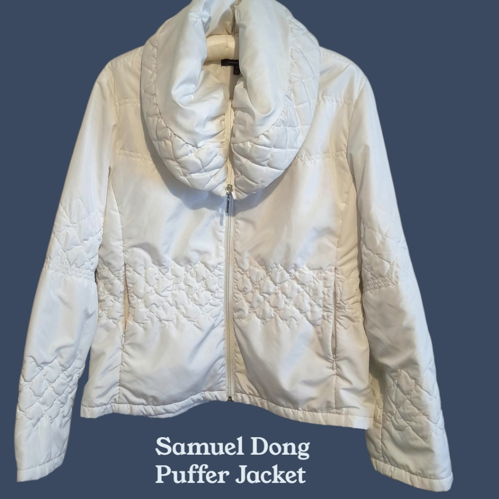 Samuel Dong Short White Puffer Jacket Size Medium